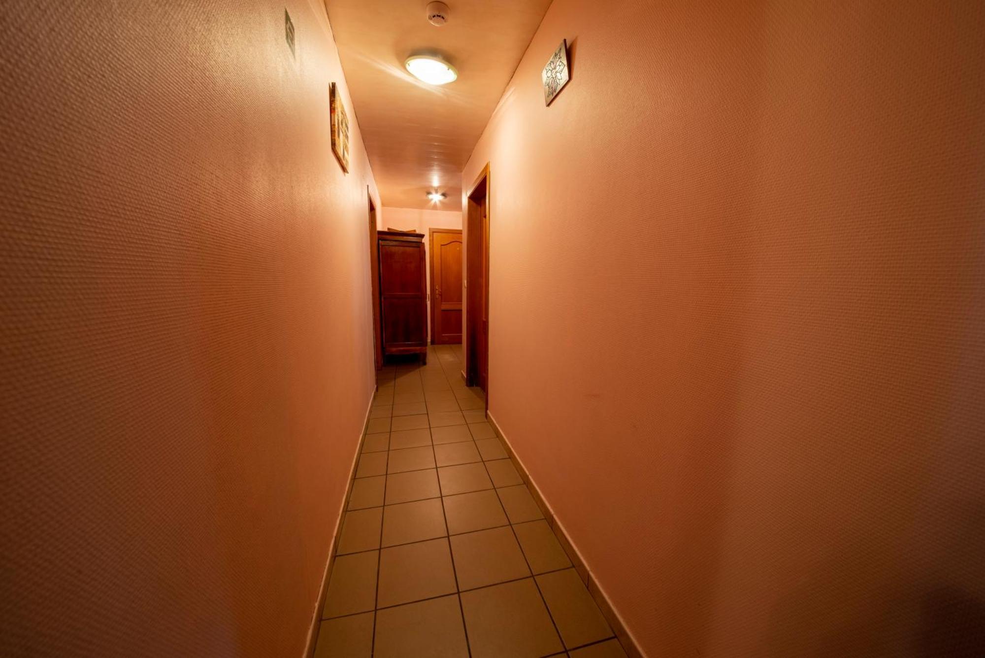 Sol Battire Hotel Brisy Exterior photo